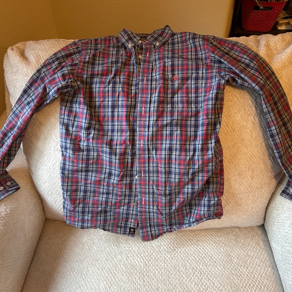 Ariat shirt